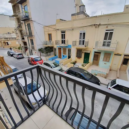 Cosy Close To Seafront A/c & Free W-ifi St. Paul's Bay